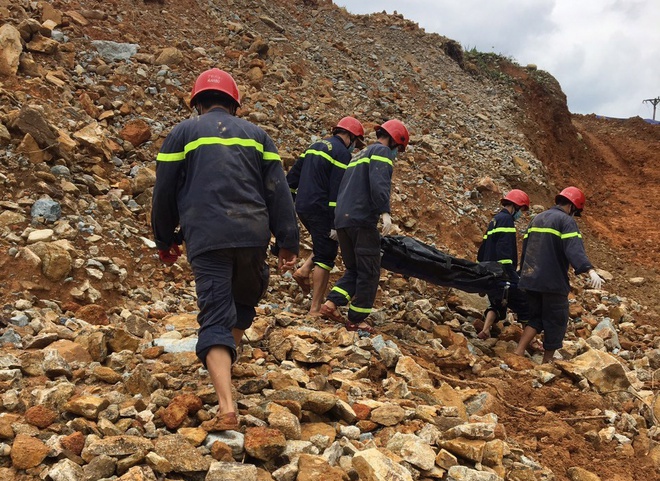 水力発電所地滑り事故 行方不明作業員5人目の遺体収容 社会 Vietjoベトナムニュース