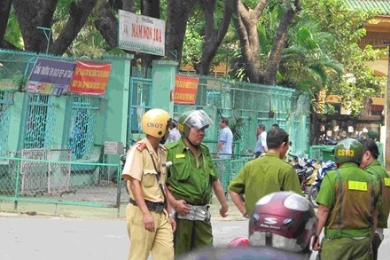 ホーチミンの幼稚園で立てこもり事件 園児2人が人質に 三面 Vietjoベトナムニュース