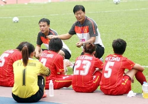 サッカー女子ベトナム代表 薄給のためアルバイト生活 スポーツ Vietjoベトナムニュース